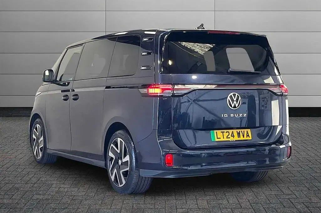 Used VW ID. Buzz Pro 150 kW (204 HP) 2024 Blue MPV