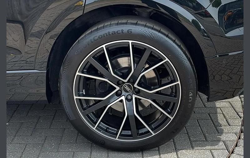 Used Audi SQ8 Advanced 507 HP (372 kW) 2023 Black SUV