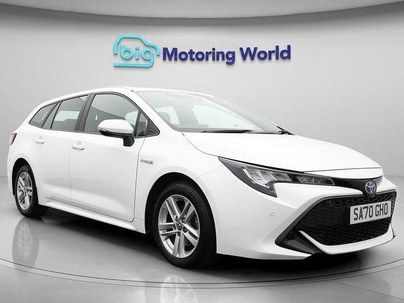 White Used 2020 Toyota Corolla Estate | £17,000 - Image 1/4