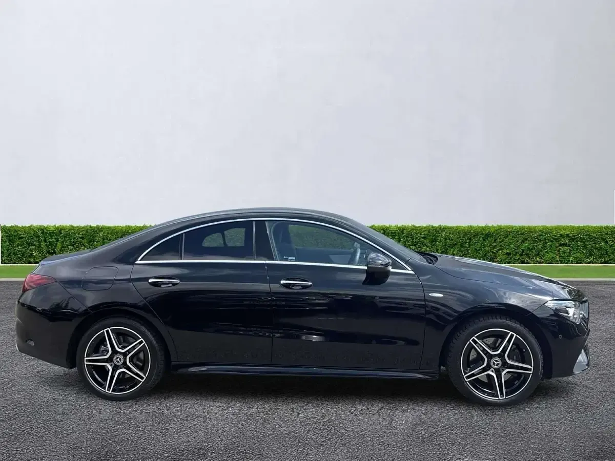 Used Mercedes CLA250e Executive 218 HP (160 kW) 2025 Black Coupe