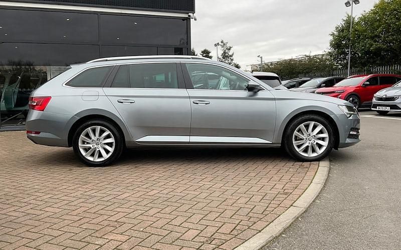 Used Skoda Superb SE Technology 150 HP (110 kW) 2022 Estate