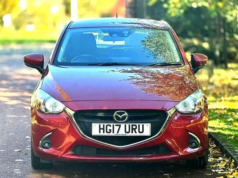 Usado Mazda 2 2017 Vermelho Citadino