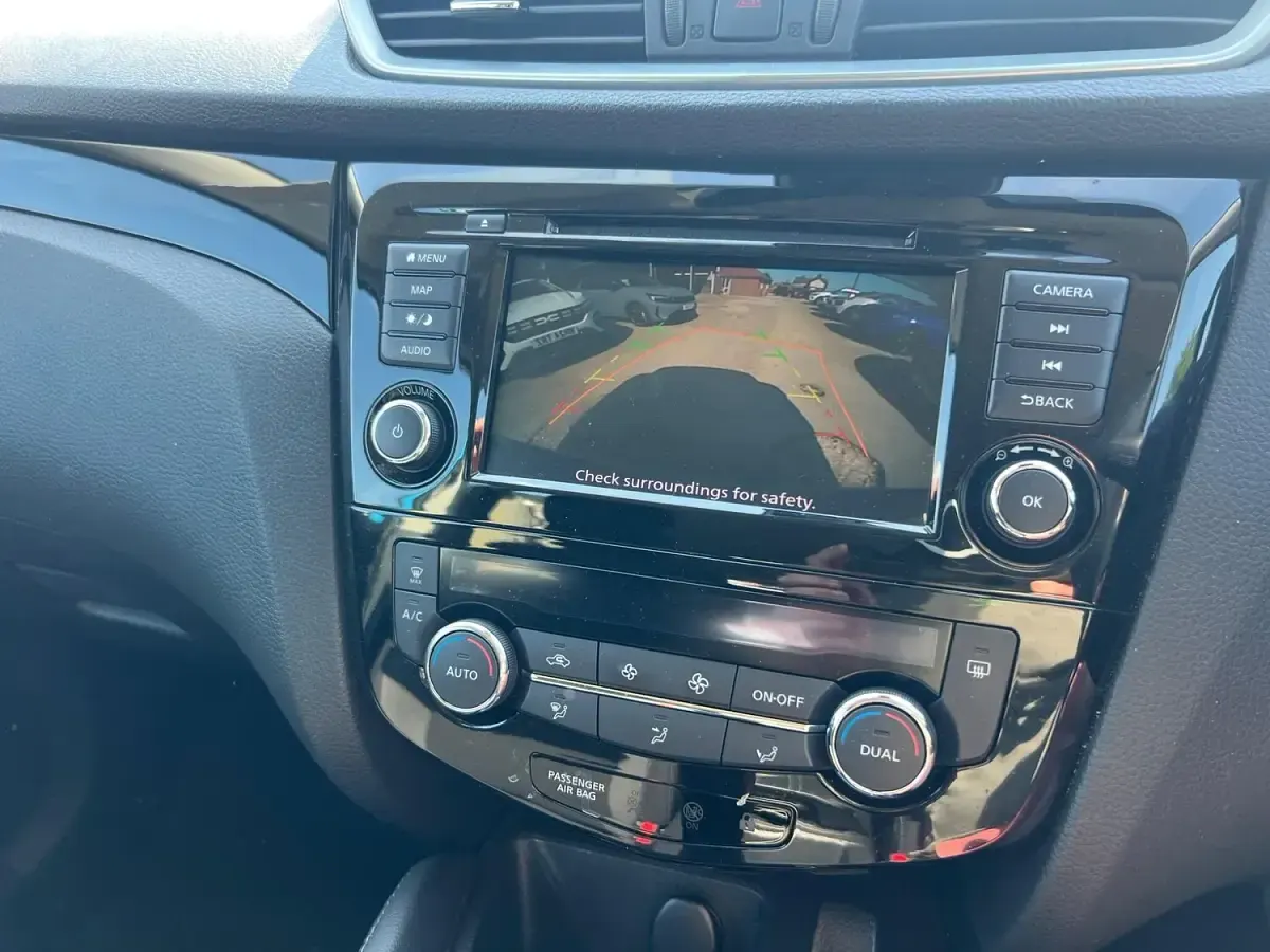 Used Nissan Qashqai Acenta Premium 2021 Blue SUV
