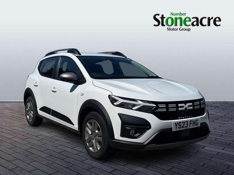 White Used 2023 Dacia Sandero Expression Hatchback | £13,495 (Fair price) - Image 1/4