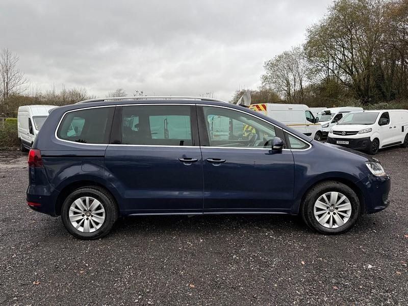 Used VW Sharan SE 150 HP (110 kW) 2016 Blue MPV