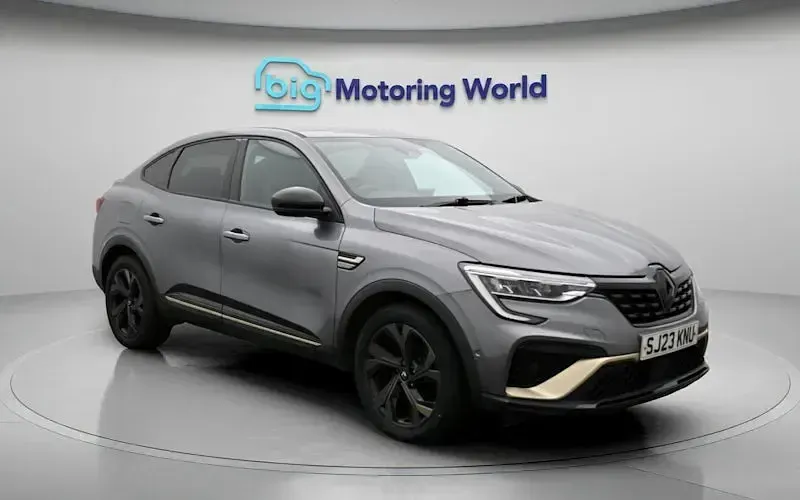 Used Renault Arkana Engineered 145 HP (106 kW) 2023 Grey SUV