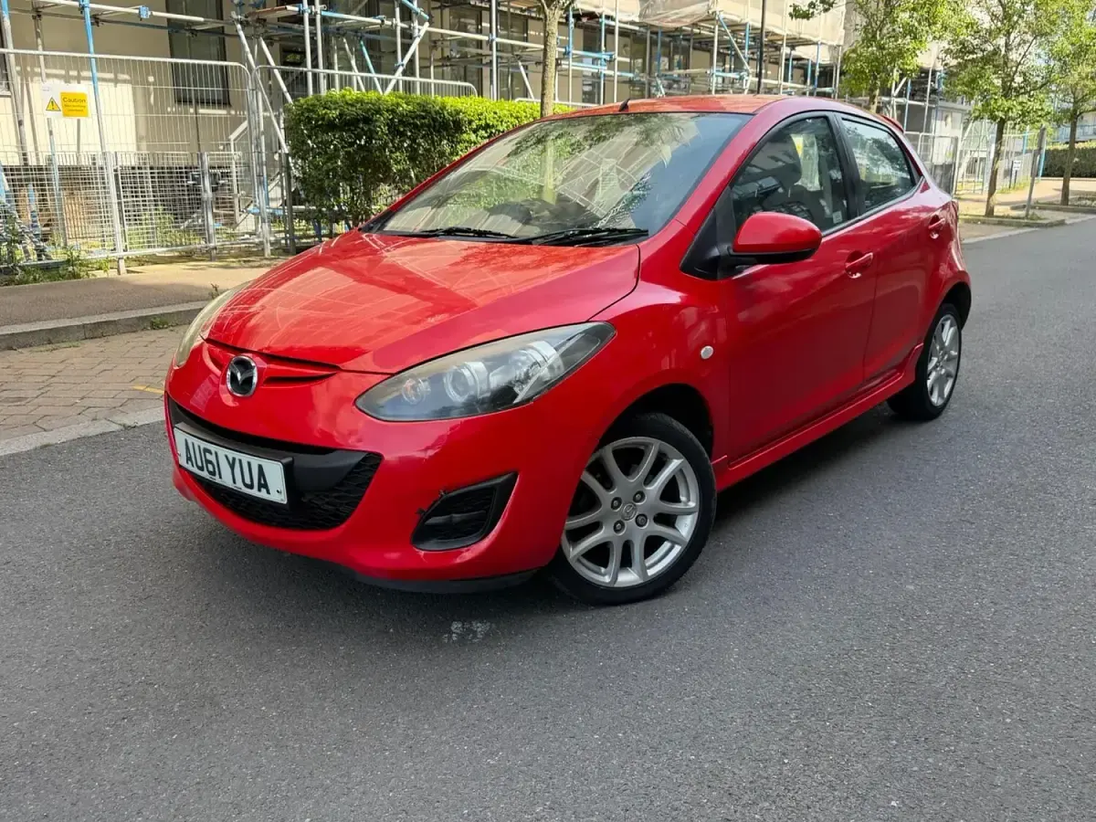 Used Mazda 2 2011 Red Hatchback