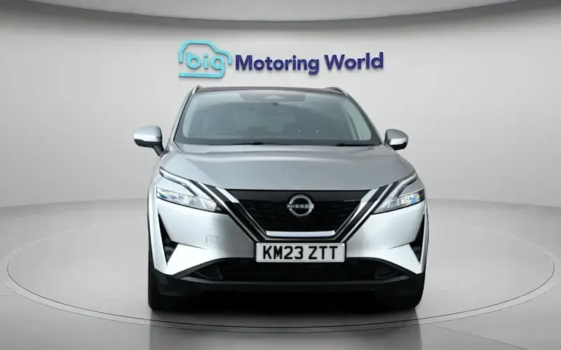 Used Nissan Qashqai N-Connecta 190 HP (139 kW) 2023 Silver SUV