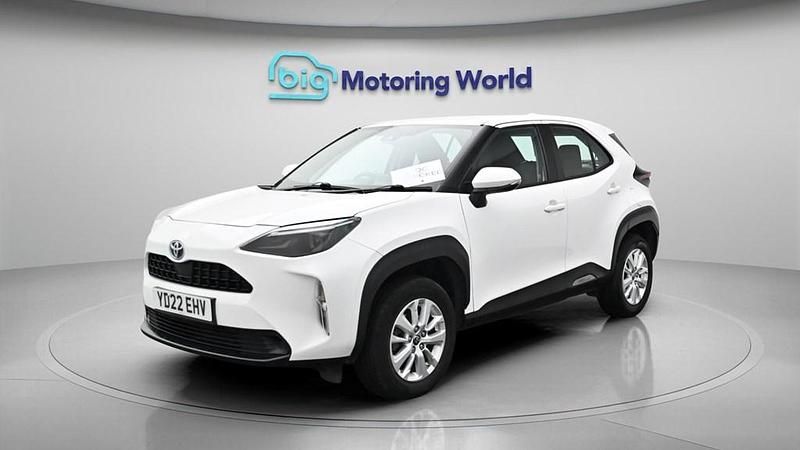 Used Toyota Yaris Cross 116 HP (85 kW) 2022 White SUV