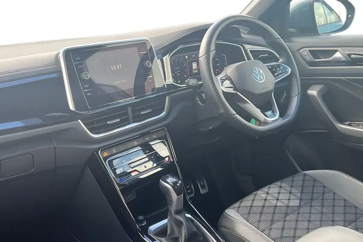 Używany VW T-Roc R-line 150 KM (110 kW) 2022 Niebieski SUV