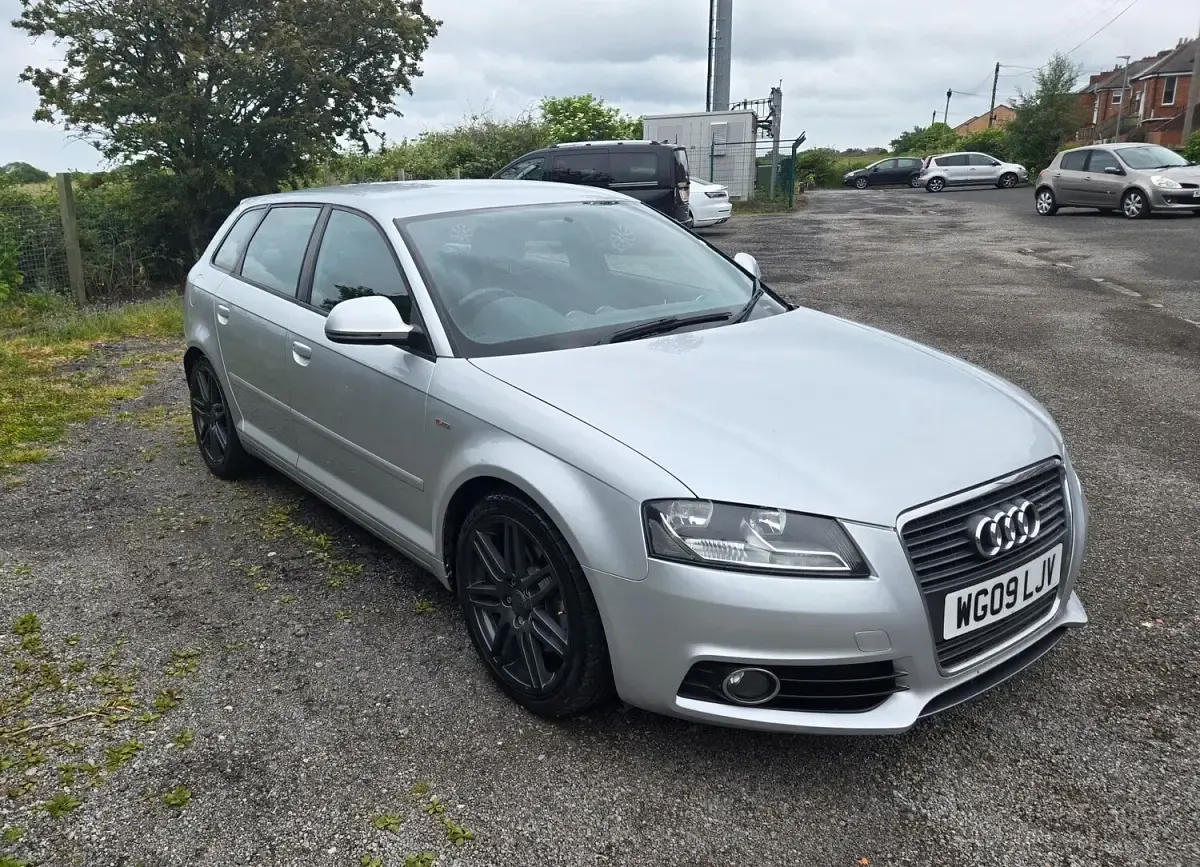 Used Audi A3 S-Line 170 HP (125 kW) 2009 Silver Hatchback
