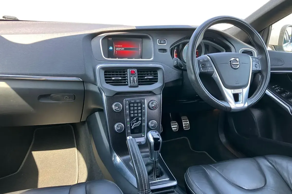 Used Volvo V40 R-Design Pro 2017 Silver Hatchback