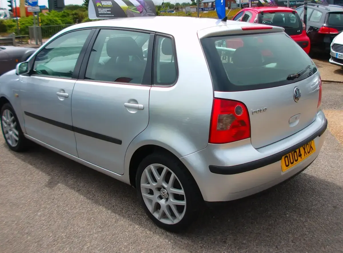 Used VW Polo GT 130 HP (95 kW) 2004 Silver Hatchback