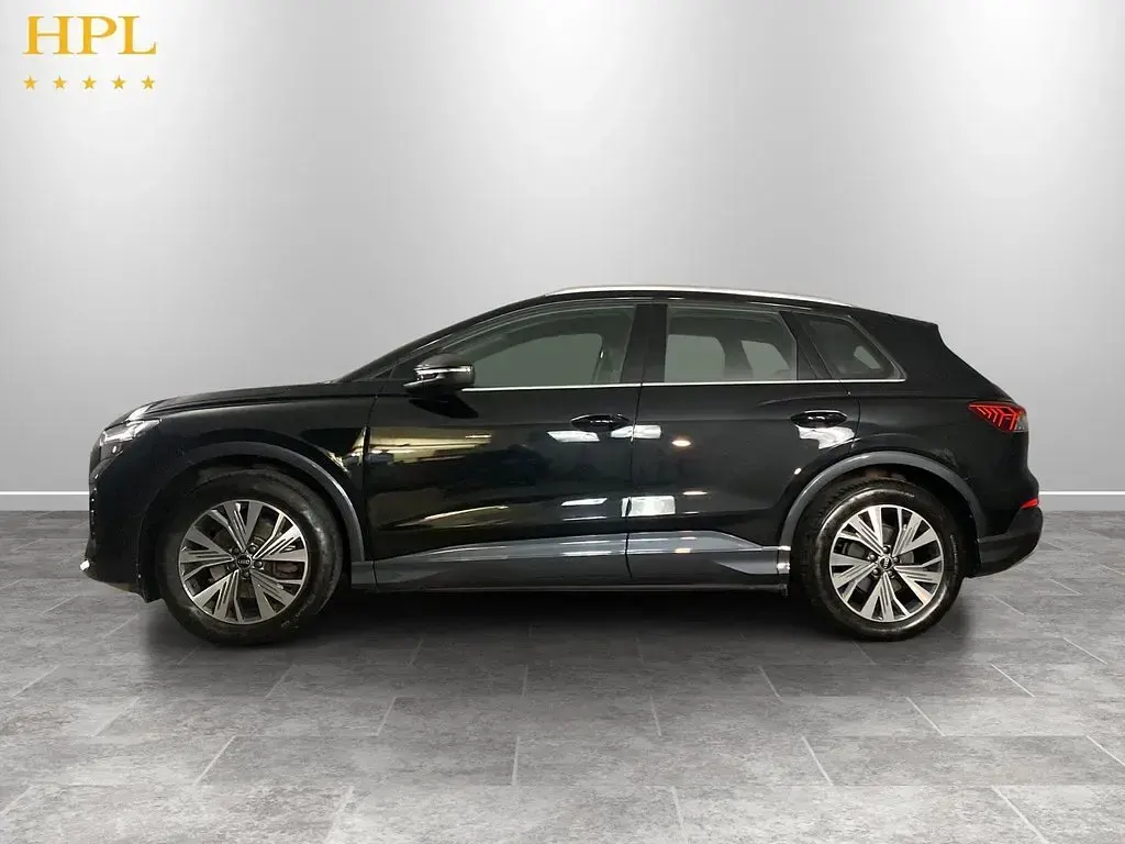 Used Audi Q4 e-tron Sport 125 kW (170 HP) 2022 Black SUV