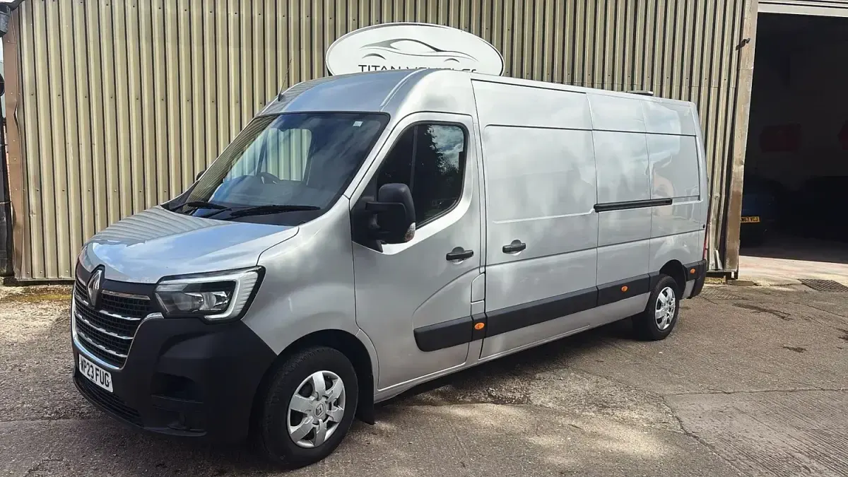 Used Renault Master Business 2023 Grey MPV