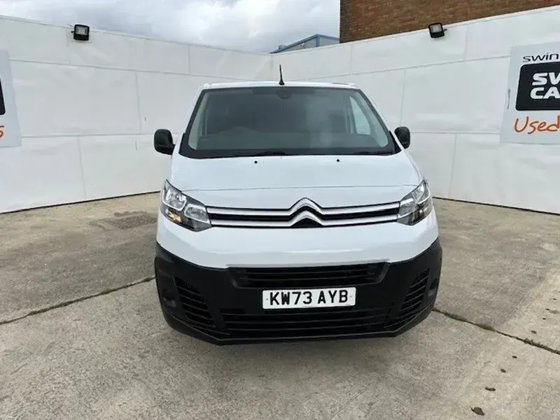 Używany Citroën Dispatch 100 KM (73 kW) 2023 Biały Minivan