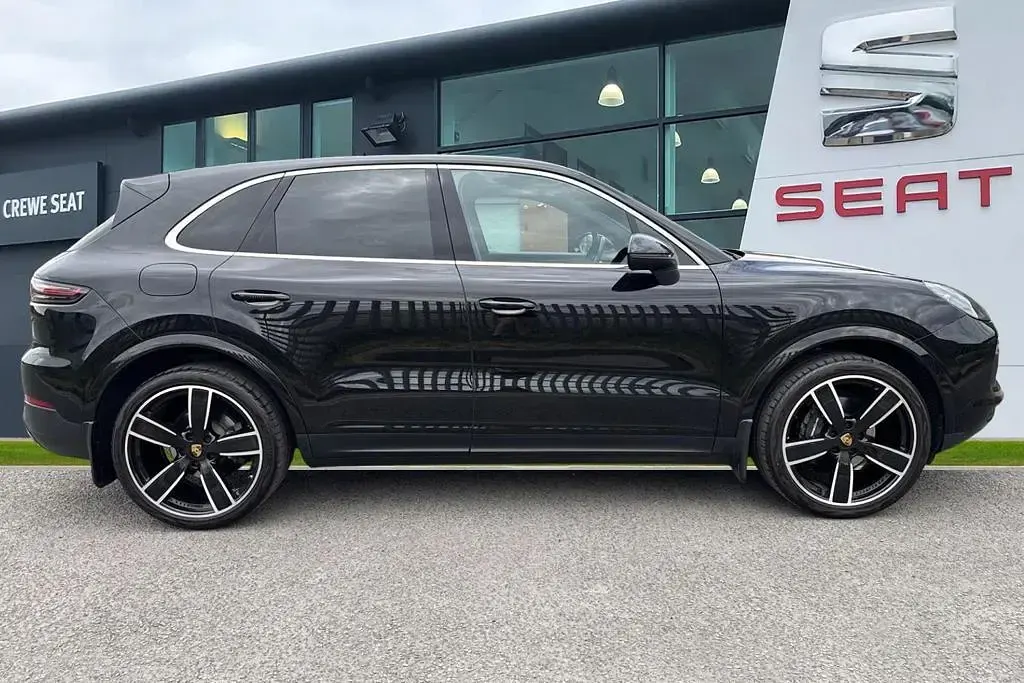 Used Porsche Cayenne 2019 Black SUV