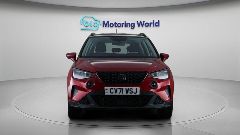 Używany Seat Arona SE Technology 94 KM (69 kW) 2021 Czerwony SUV