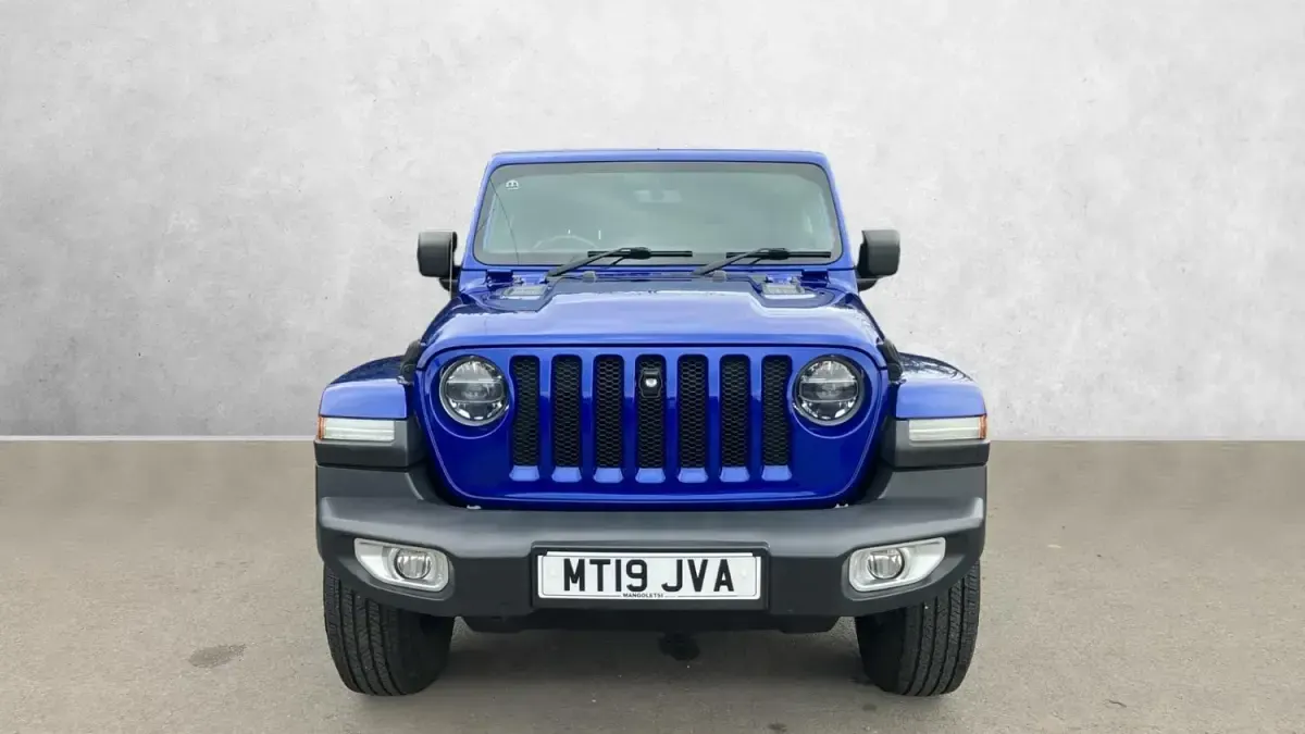 Begagnad Jeep Wrangler Sahara 268 HK (197 kW) 2019 Blå SUV