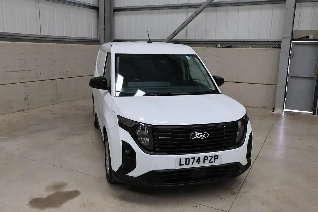 Used Ford Transit Trend 100 HP (73 kW) 2024 White