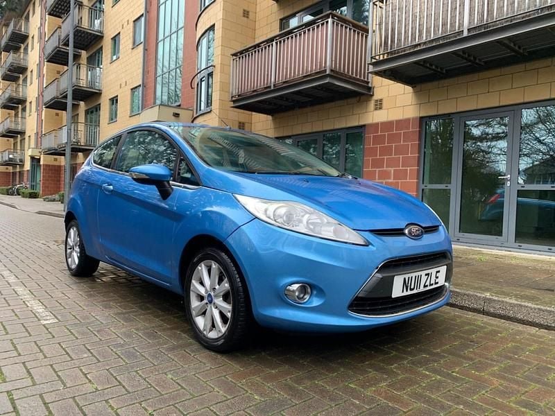 Blue Used 2011 Ford Fiesta Zetec Hatchback | £5,250 (Fair price) - Image 1/4