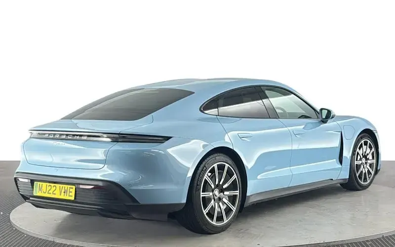 Usado Porsche Taycan Performance Package 300 kW (408 HP) 2022 Azul Sedan