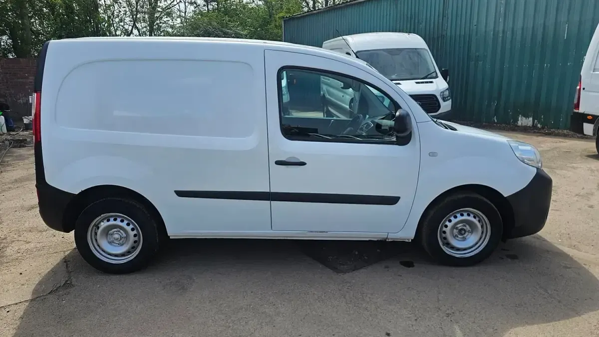 Used Renault Kangoo Business 2016 White MPV