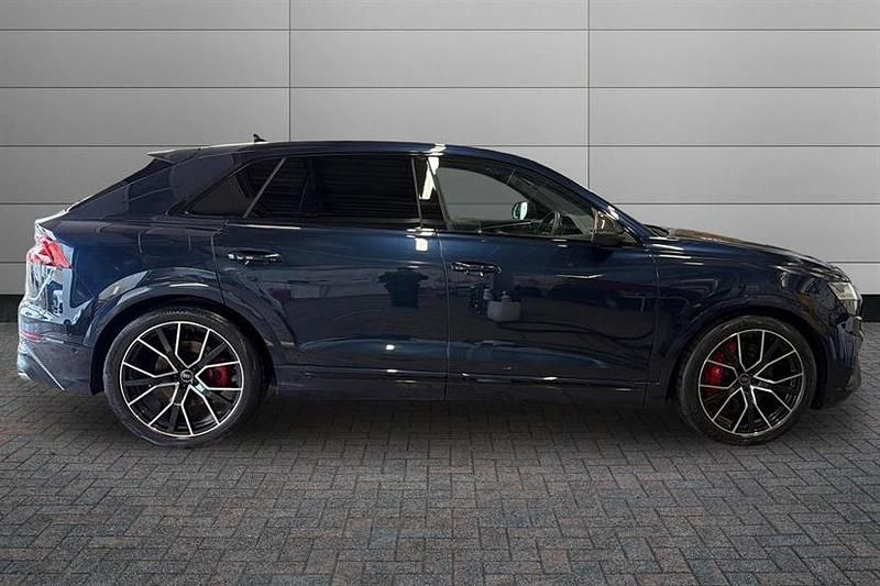 Used Audi SQ8 Comfort 507 HP (372 kW) 2023 Waitomo blue SUV