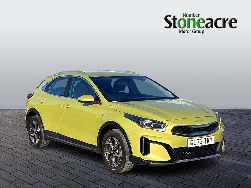 Yellow Used 2023 Kia XCeed SUV | £13,995 (Super price) - Image 1/4