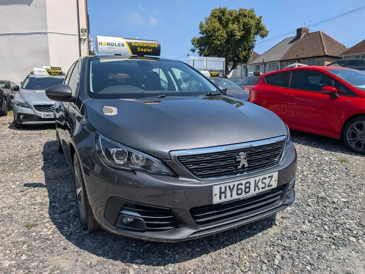 Used Peugeot 308 Allure 2018 Grey Hatchback