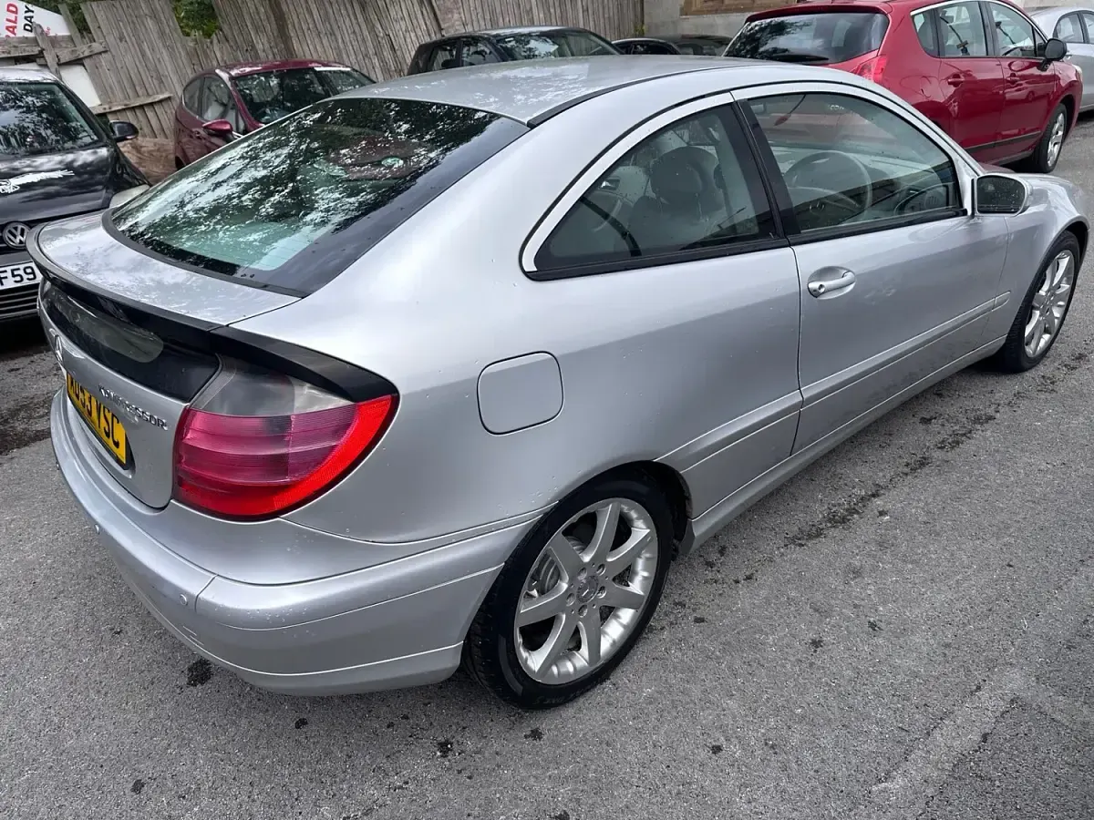 Used Mercedes C200 SE 2004 Silver Coupe
