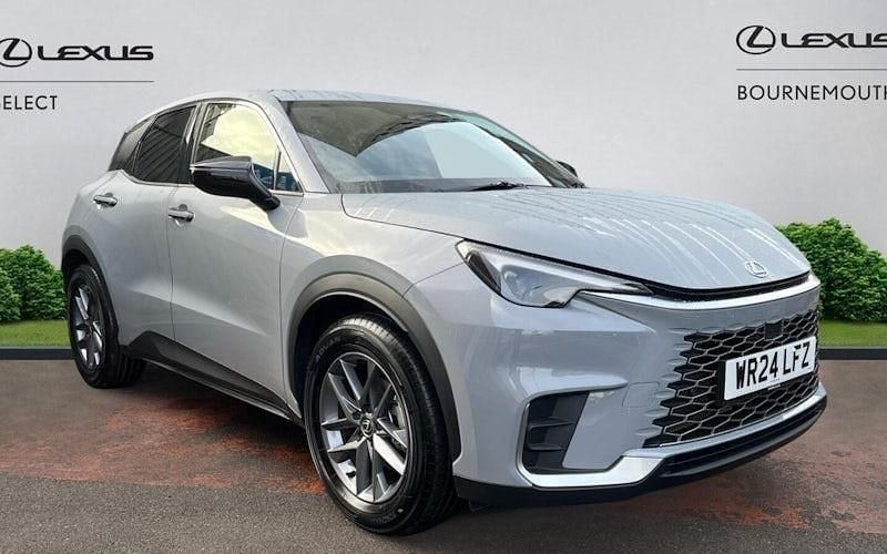 Used Lexus LBX 136 HP (100 kW) 2026 SUV