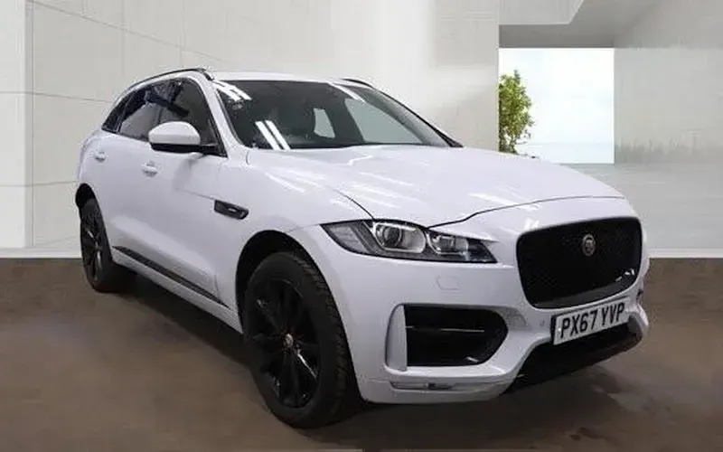 Second-hand Jaguar F-Pace R-Sport 179 CP (131 kW) 2020 SUV