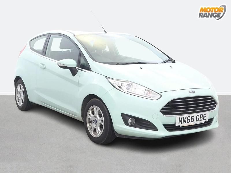 Used Ford Fiesta Zetec 2017 Green Hatchback