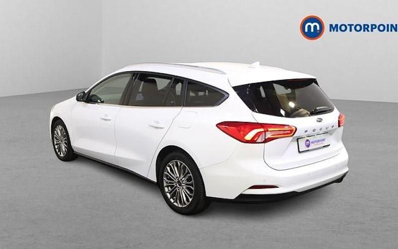 Used Ford Focus Titanium X 125 HP (91 kW) 2019 White Estate