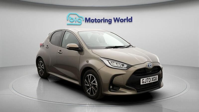 Used Toyota Yaris Hybrid Design 114 HP (83 kW) 2023