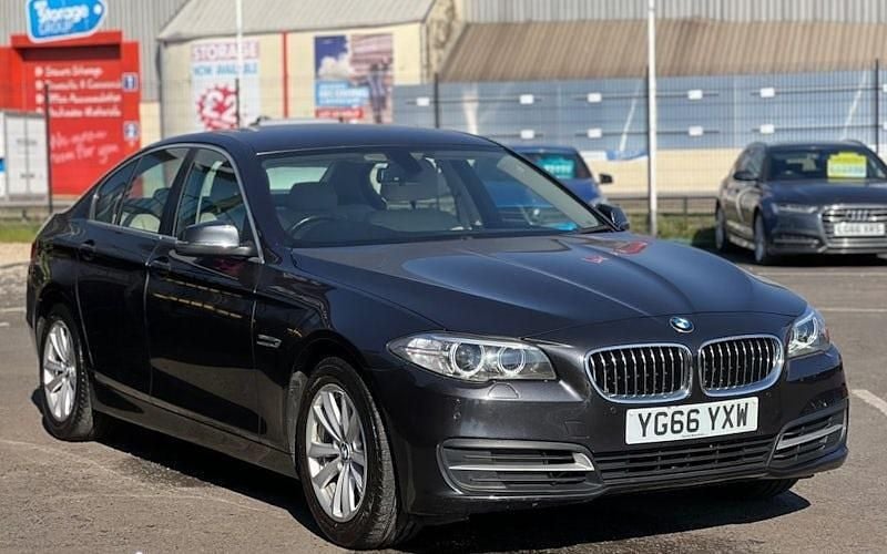 Used BMW 520 Comfort Edition 190 HP (139 kW) 2016 Grey Sedan