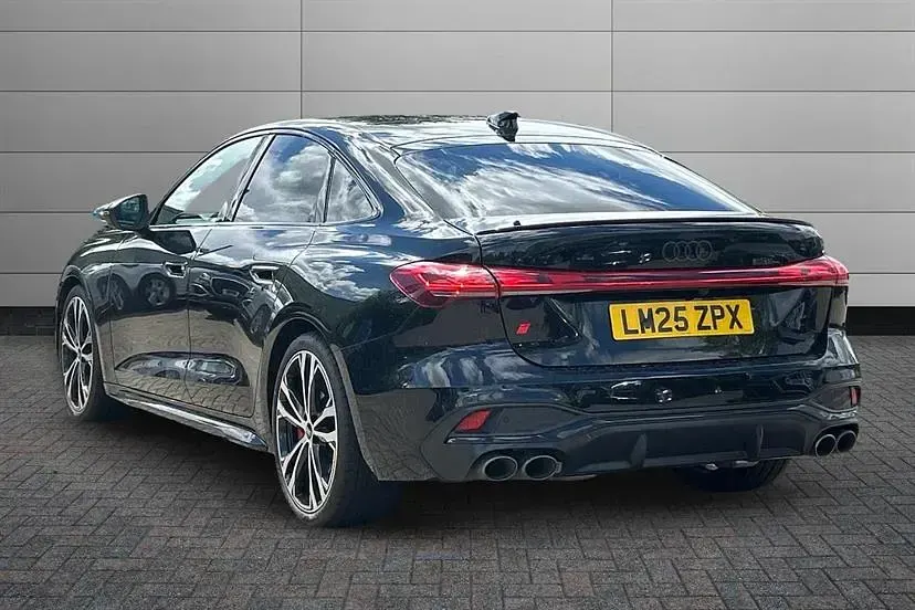 Used Audi A5 Advanced 367 HP (269 kW) 2025 Mythos black Estate