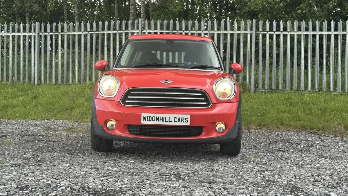 Used Mini Cooper D Countryman 112 HP (82 kW) 2011 Red SUV
