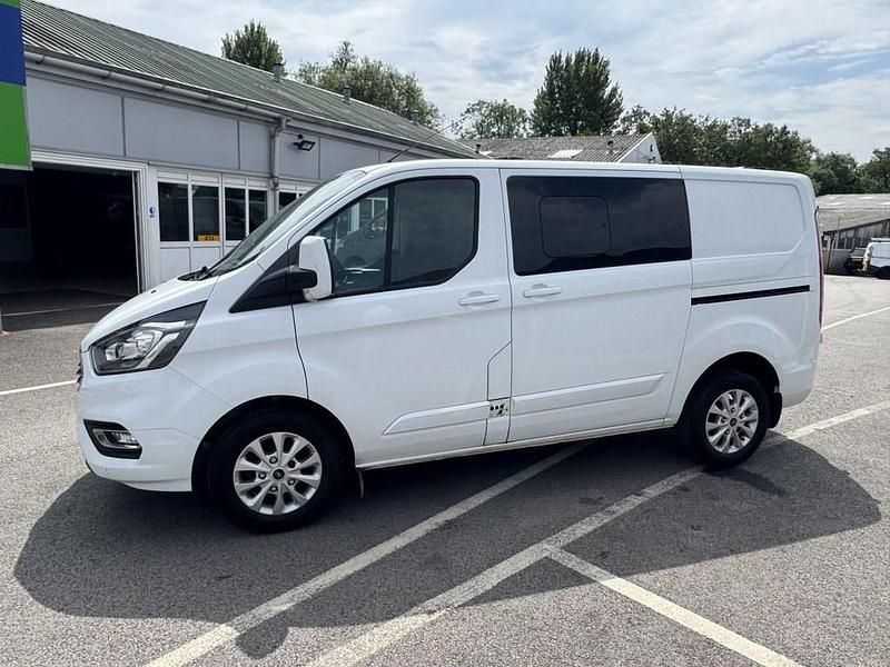 Used Ford Transit Custom Limited 130 HP (95 kW) 2020 White Van