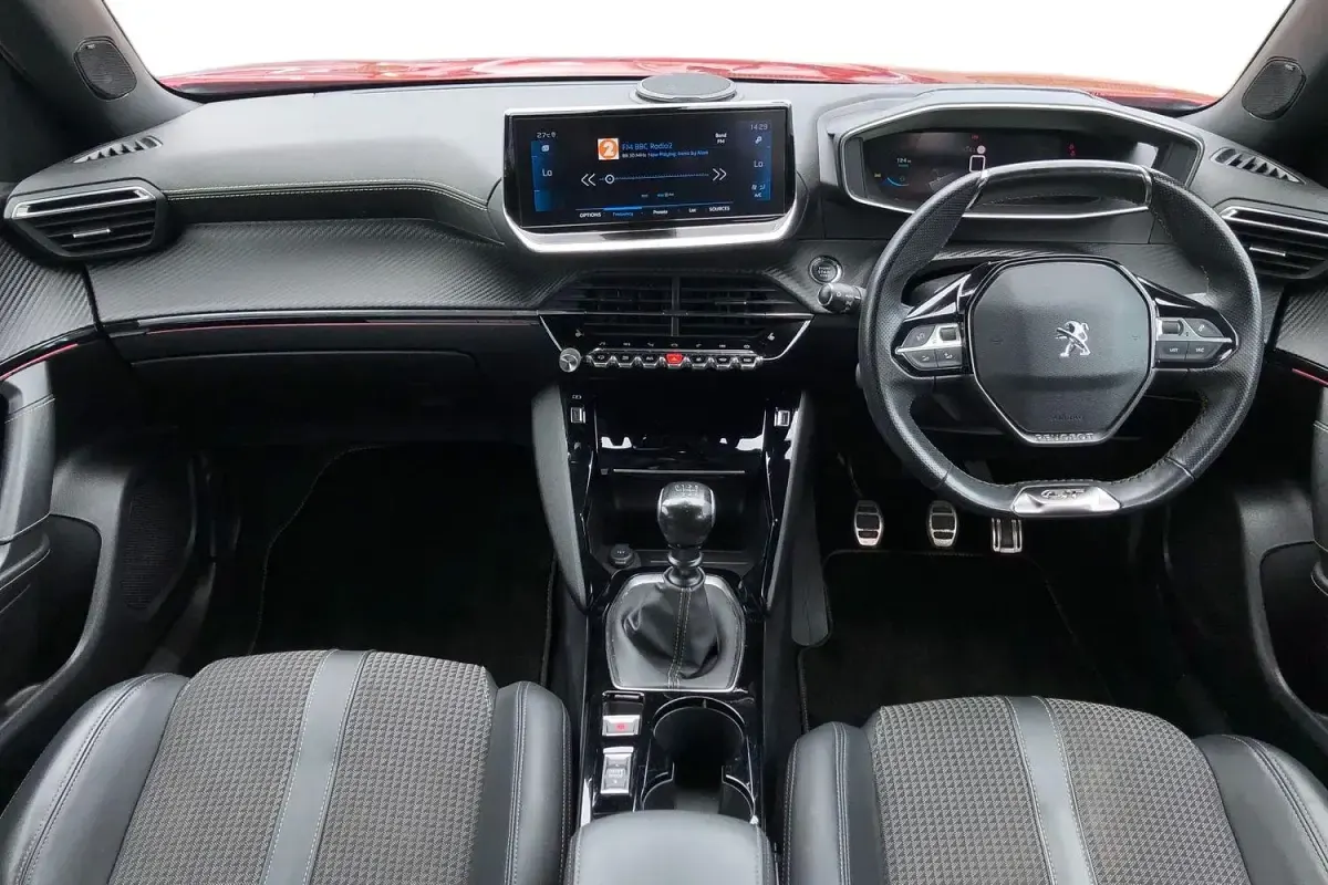 Used Peugeot 2008 GT-line 101 HP (74 kW) 2020 Red SUV