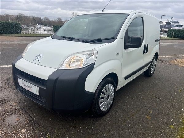White Used 2017 Citroën Nemo MPV | £3,995 (Fair price) - Image 1/1