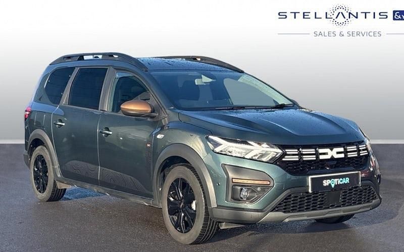 Blue Used 2024 Dacia Jogger Extreme MPV | £21,101 (Fair price) - Image 1/3