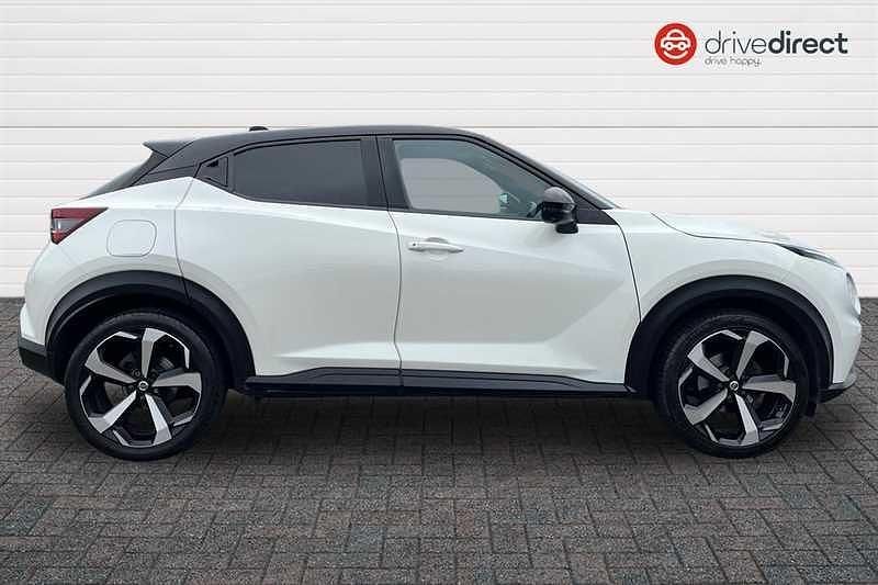 Used Nissan Juke Tekna 2022 White SUV