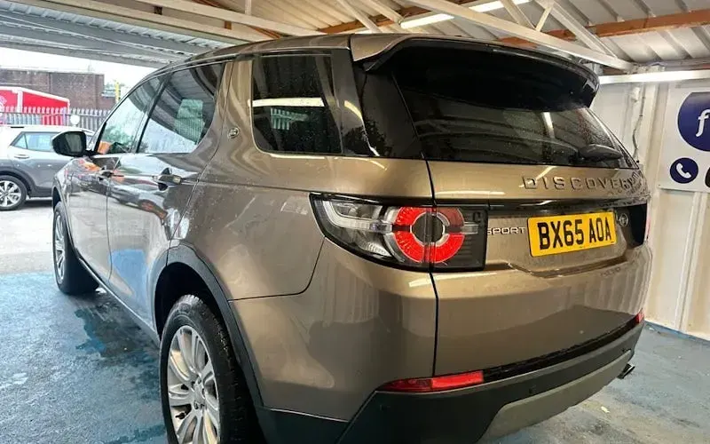 Used Land Rover Discovery Sport SE 180 HP (132 kW) 2015 Grey SUV