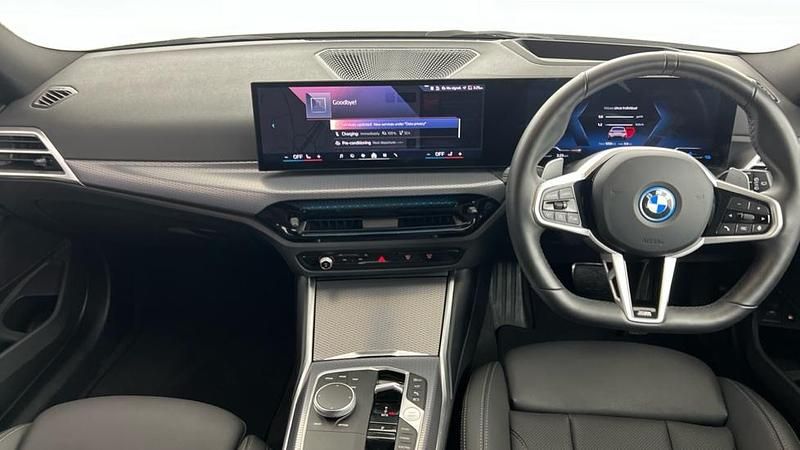 Used BMW 330e M Sport 288 HP (211 kW) 2025 White Estate