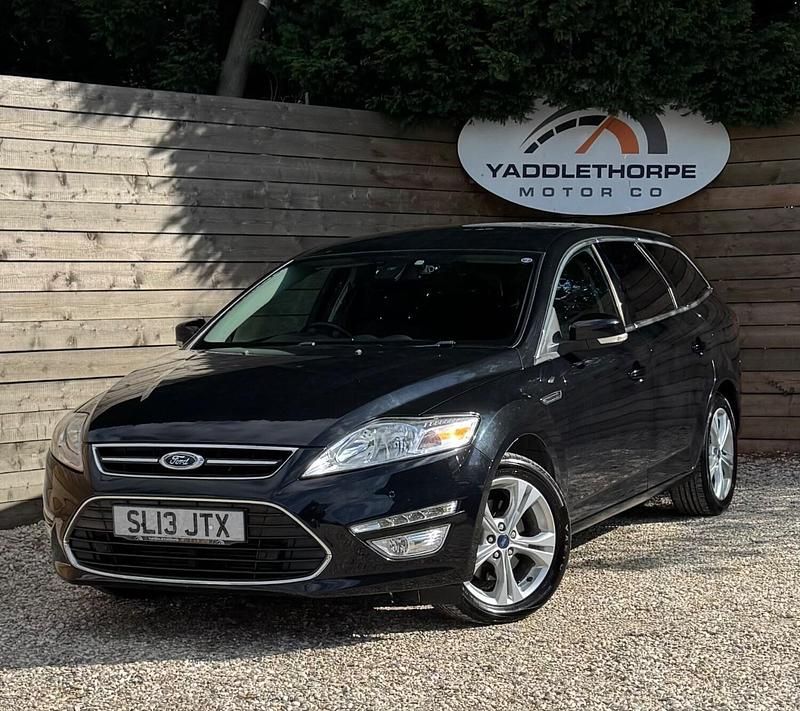 Black Used 2013 Ford Mondeo Titanium Estate | £6,495 (Good price) - Image 1/4
