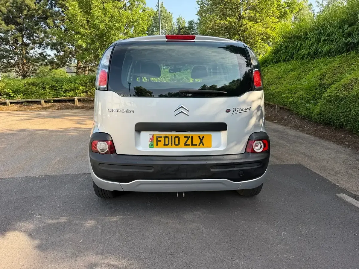 Used Citroën C3 Picasso 2010 Silver MPV