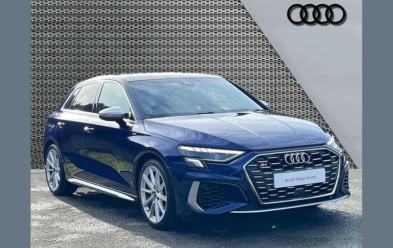 Used Audi S3 Sportback Comfort 310 HP (228 kW) 2023 Blue Hatchback