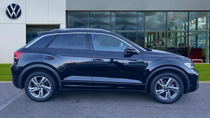 Used VW T-Roc R-line 150 HP (110 kW) 2024 Black SUV